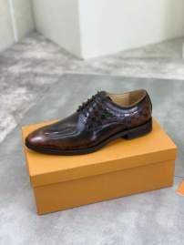 Picture of Louis Vuitton Shoes _SKULVsz38-44mnf2613724